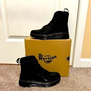 NWT Dr. Martens Combs Boot - Black Leopard -  Womens 8